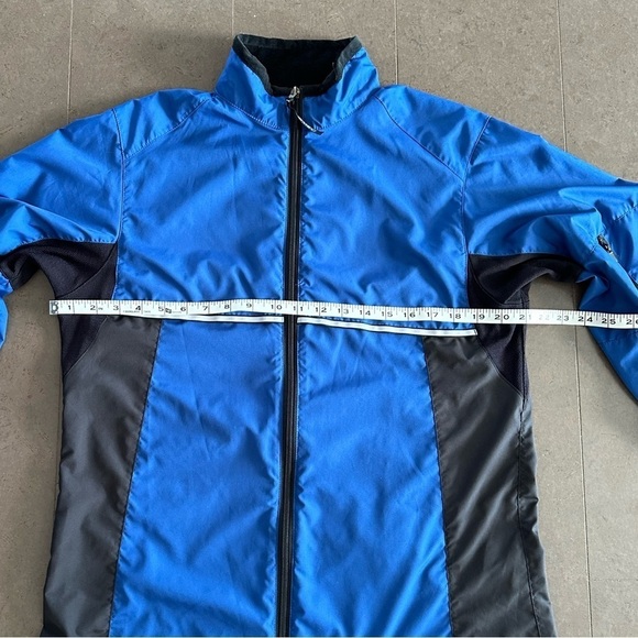 MEC jacket size Large - Picture 6 of 10